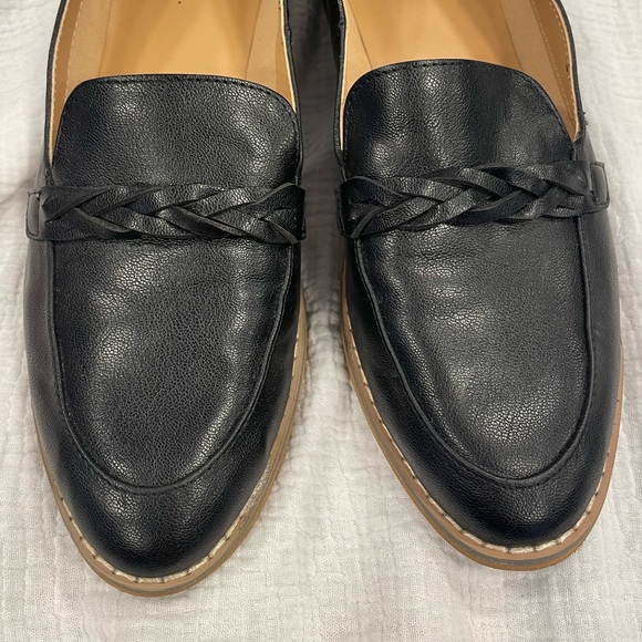 Black Braided Loafer Flats - Picture 2 of 3